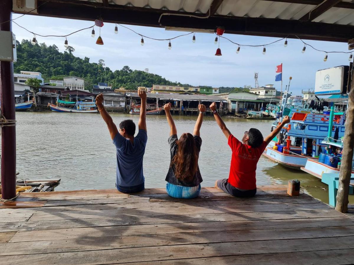 Rub Lom Chom Klong Homestay Chumphon Εξωτερικό φωτογραφία