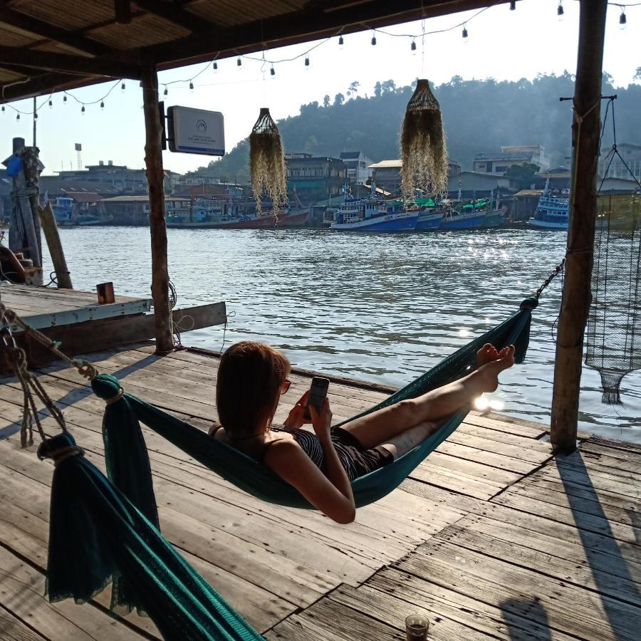 Rub Lom Chom Klong Homestay Chumphon Εξωτερικό φωτογραφία