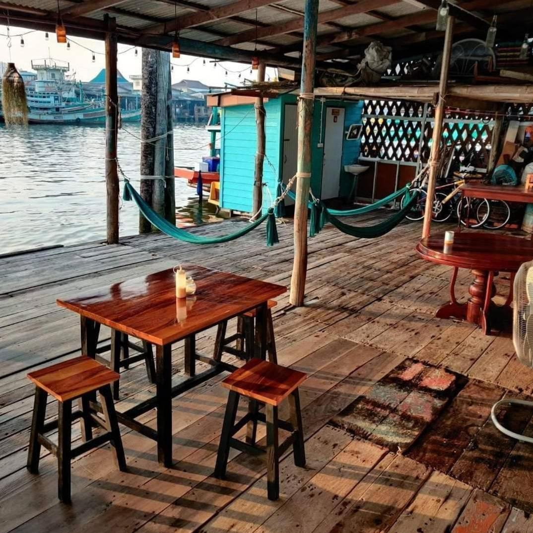 Rub Lom Chom Klong Homestay Chumphon Εξωτερικό φωτογραφία