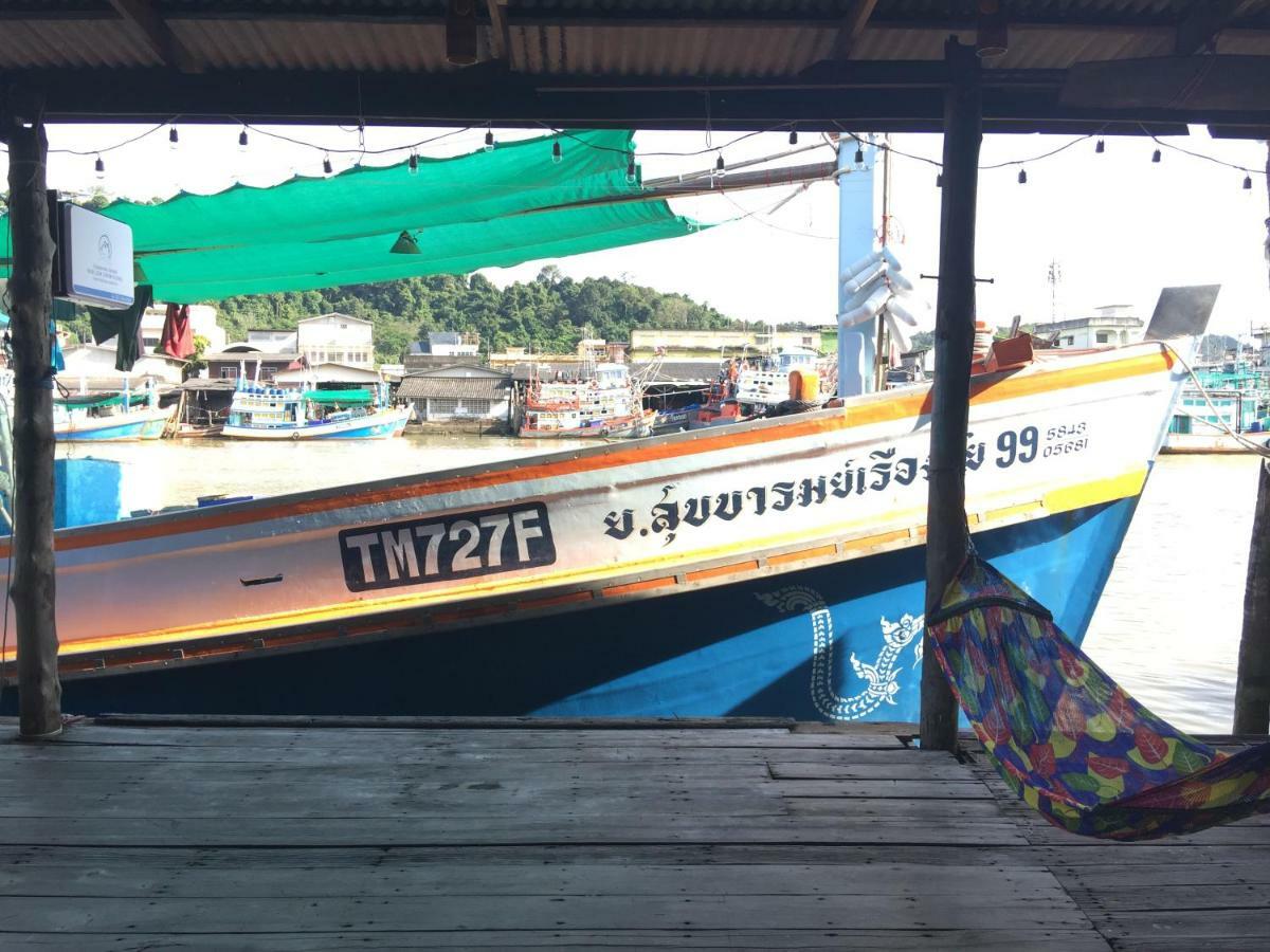 Rub Lom Chom Klong Homestay Chumphon Εξωτερικό φωτογραφία