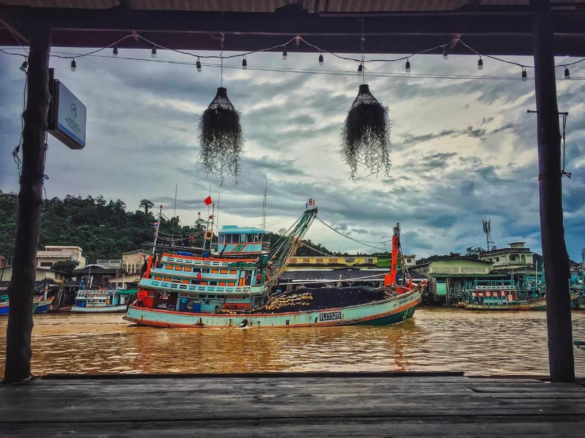 Rub Lom Chom Klong Homestay Chumphon Εξωτερικό φωτογραφία